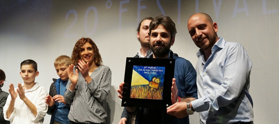 Gabriele Marino e Giuliano Caterino ritirano il premio Mitici Critici